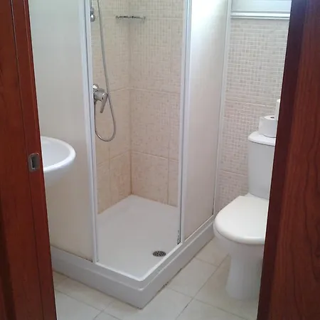 Artemis Karas Holidays Apartamento *