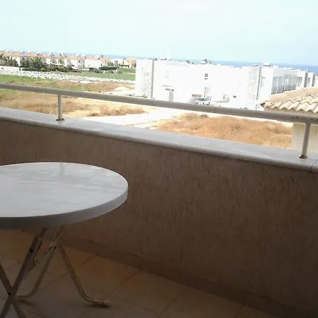 Artemis Karas Holidays Apartamento