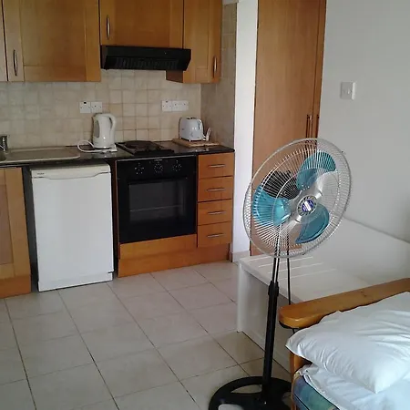 Artemis Karas Holidays Appartamento Paralimni