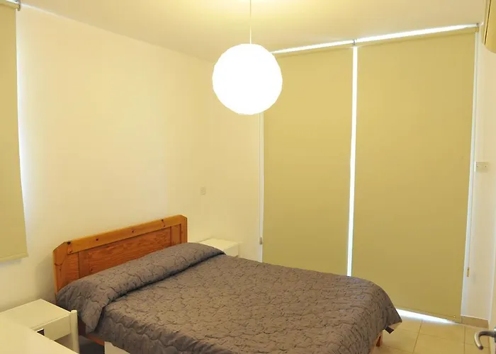 Artemis Karas Holidays Lägenhet *